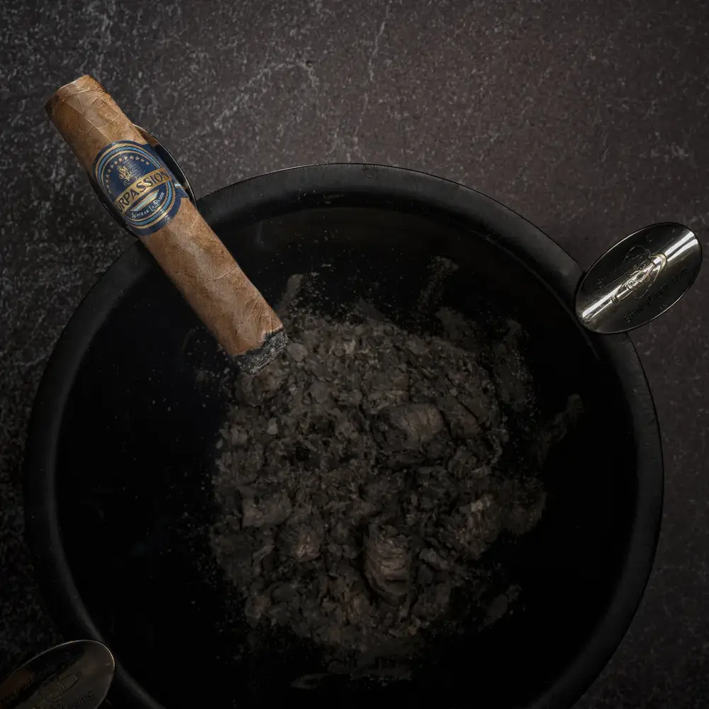 Valor by Surpassion Cigars